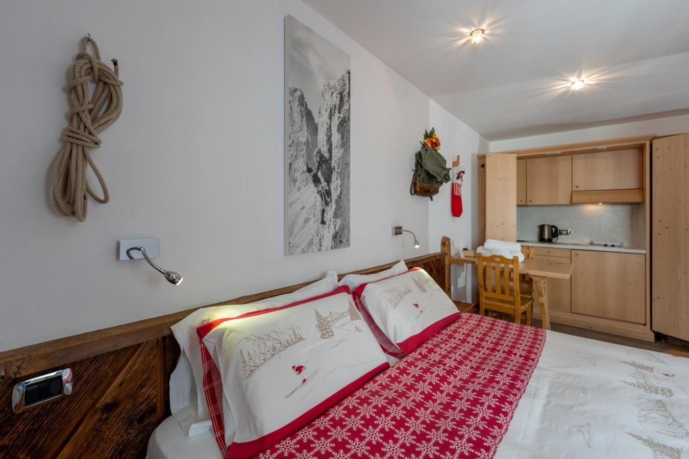 Garni Ladin Hotel Виго ди Фаса Екстериор снимка