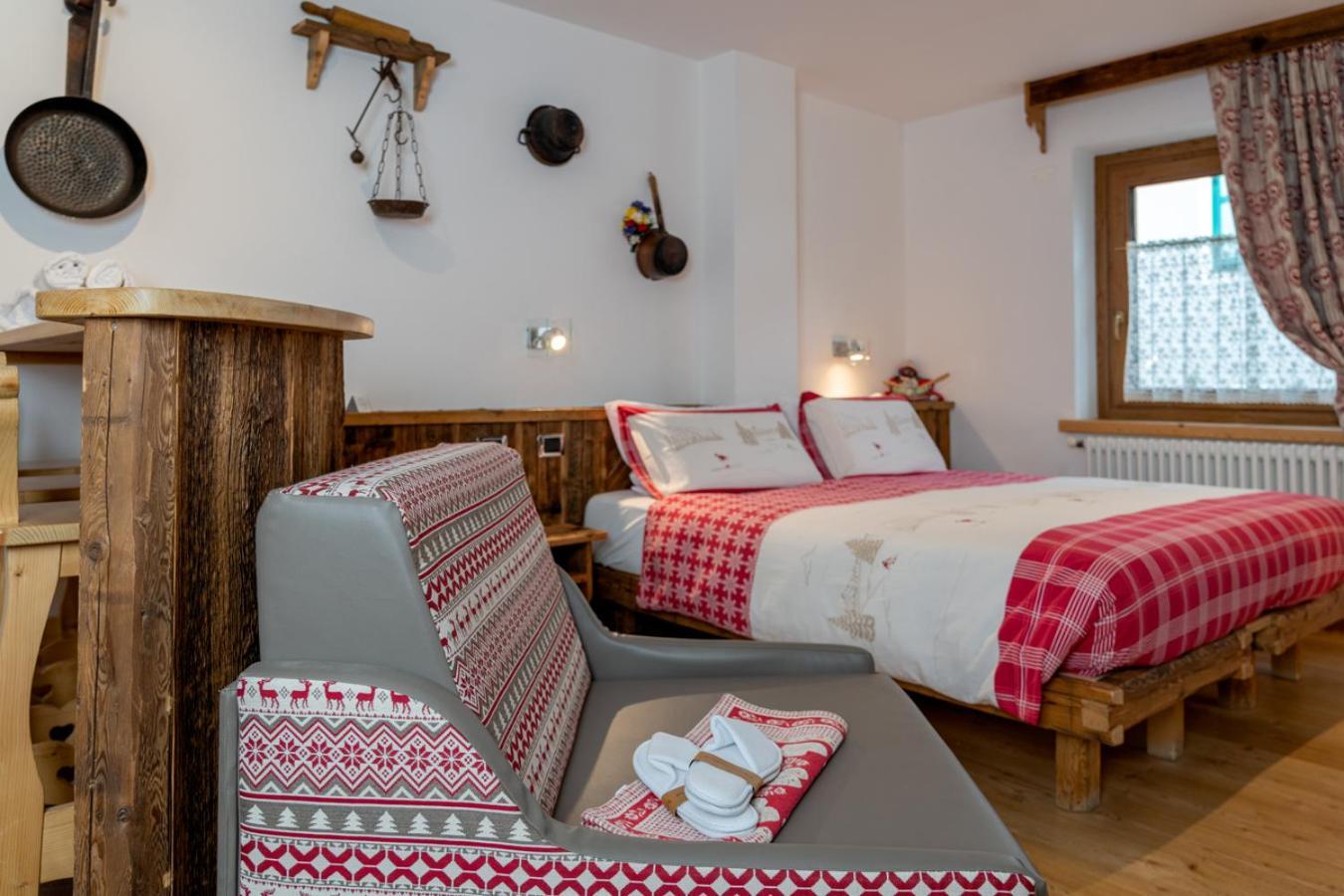 Garni Ladin Hotel Виго ди Фаса Екстериор снимка